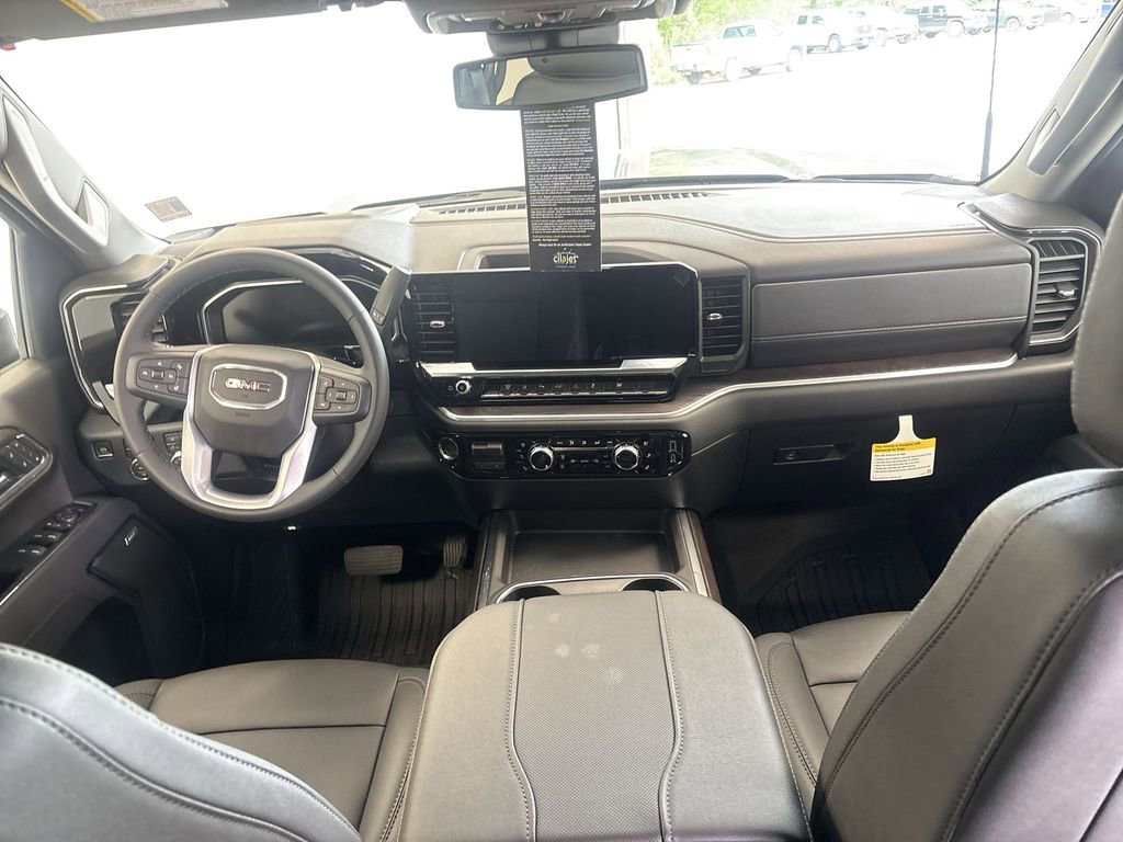 New 2026 GMC Sierra 3500 SLT w/ SLT Convenience Package image 21