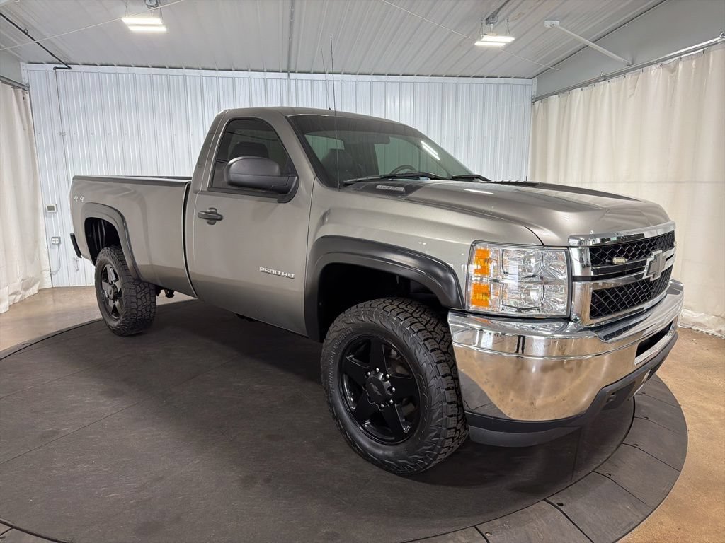 Used 2014 Chevrolet Silverado 2500 W/T AWD/4WD image 11