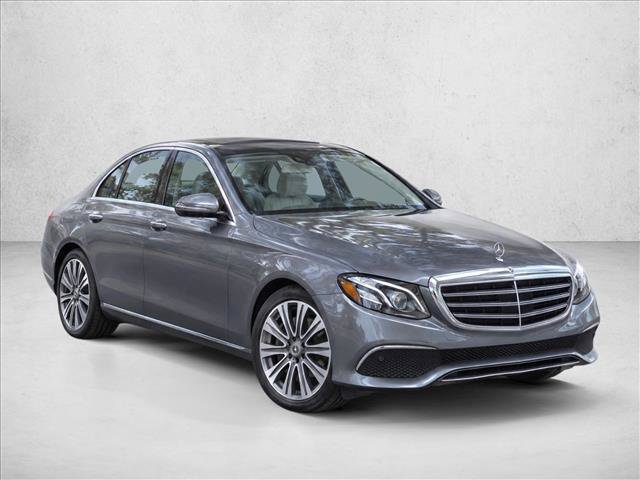 Used 2019 Mercedes-Benz E 300 image 3