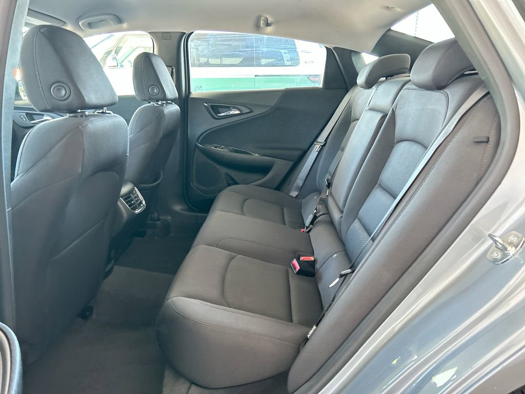 Used 2024 Chevrolet Malibu LT FWD image 35