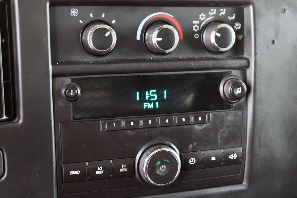 Used 2012 Chevrolet Express 1500 image 22