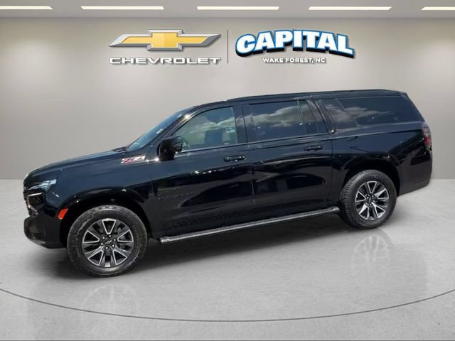 Used 2023 Chevrolet Suburban Z71 w/ Luxury Package AWD/4WD image 2