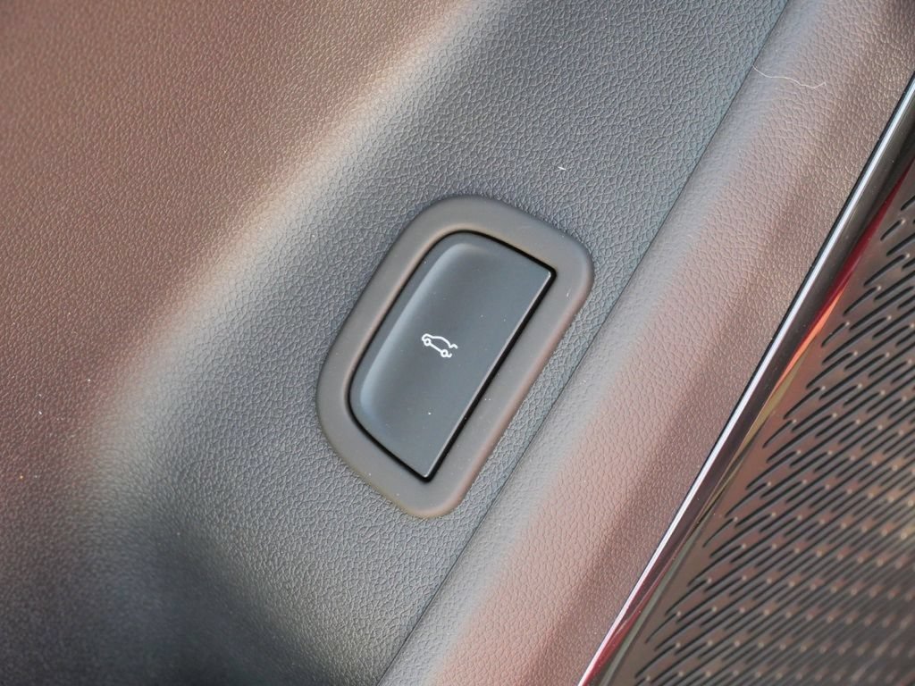 New 2026 GMC Acadia AT4 w/ Luxury Package AWD/4WD image 48