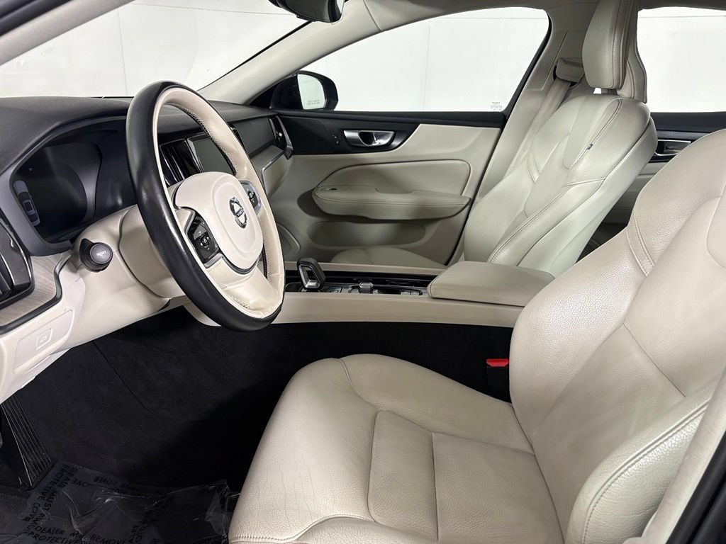 Used 2024 Volvo S60 B5 Plus FWD image 24