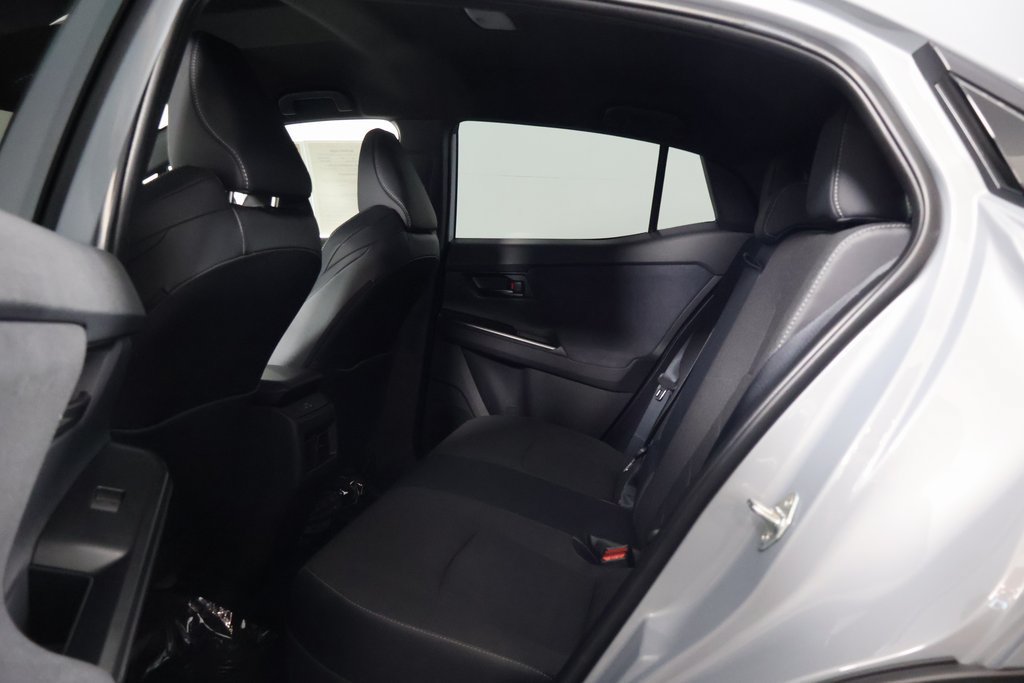 Used 2026 Toyota C-HR AWD/4WD image 11