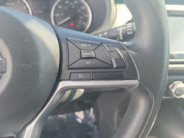 Used 2021 Nissan Kicks S image 22