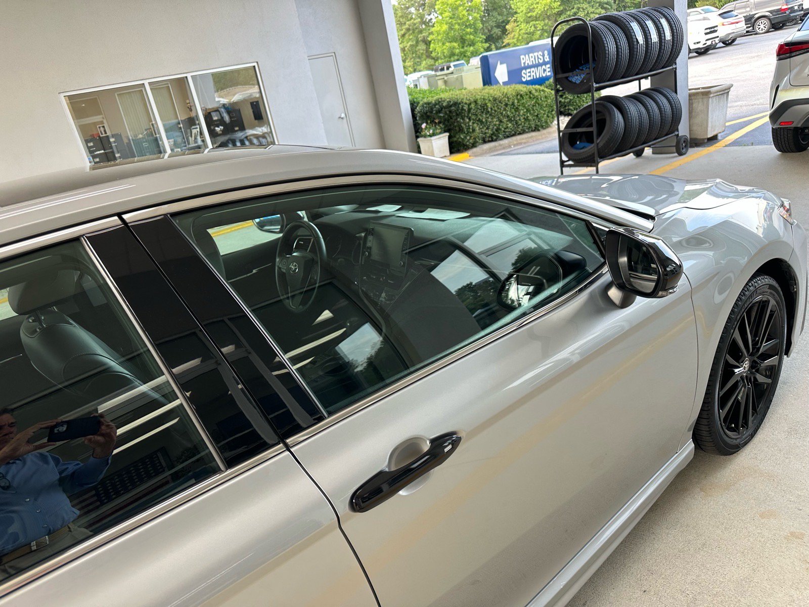 Used 2021 Toyota Camry XSE FWD image 9