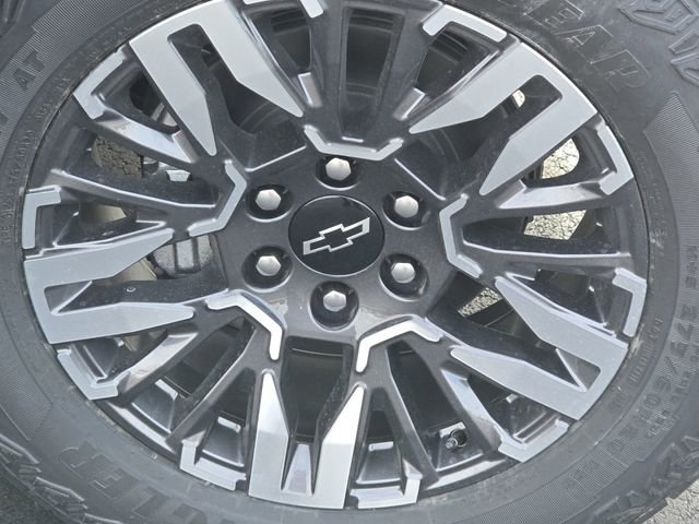 New 2026 Chevrolet Tahoe Z71 w/ Z71 Off-Road Package image 12