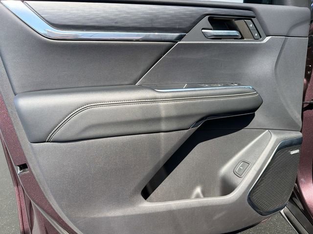 Used 2024 GMC Acadia Elevation w/ Luxury Package image 16