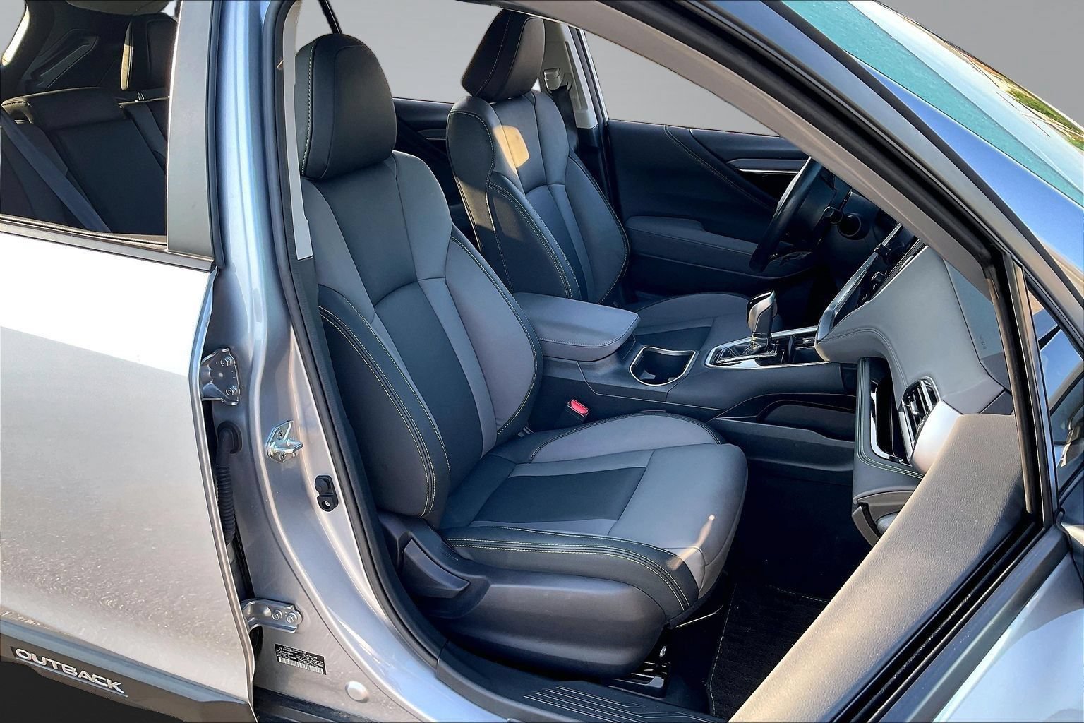Certified 2024 Subaru Outback Onyx Edition AWD/4WD image 7