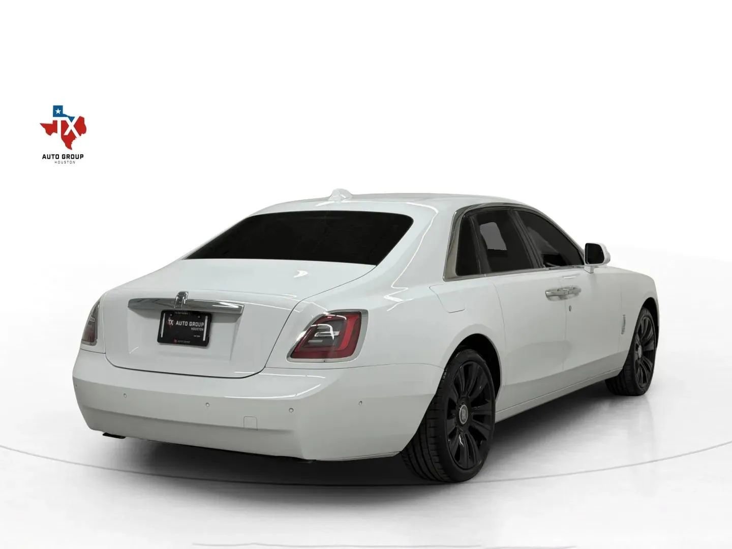 Used 2022 Rolls-Royce Ghost AWD/4WD image 6