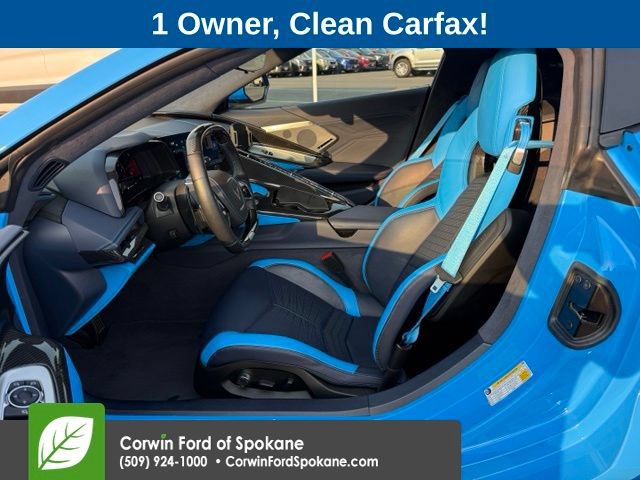 Used 2024 Chevrolet Corvette Z06 RWD image 2