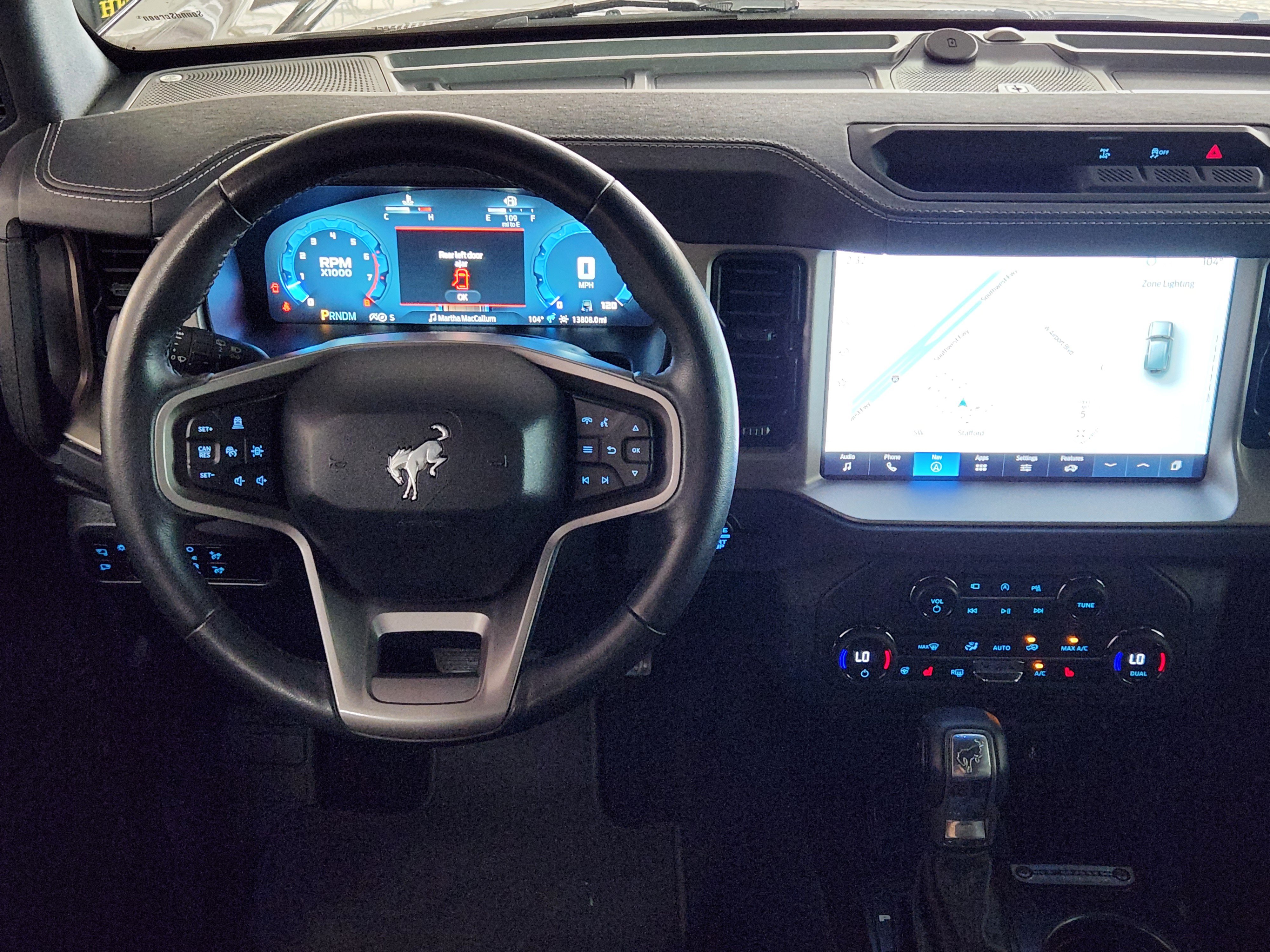 Used 2025 Ford Bronco Outer Banks AWD/4WD image 20