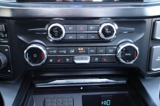 New 2026 Ford F250 Lariat w/ Chrome Package image 11