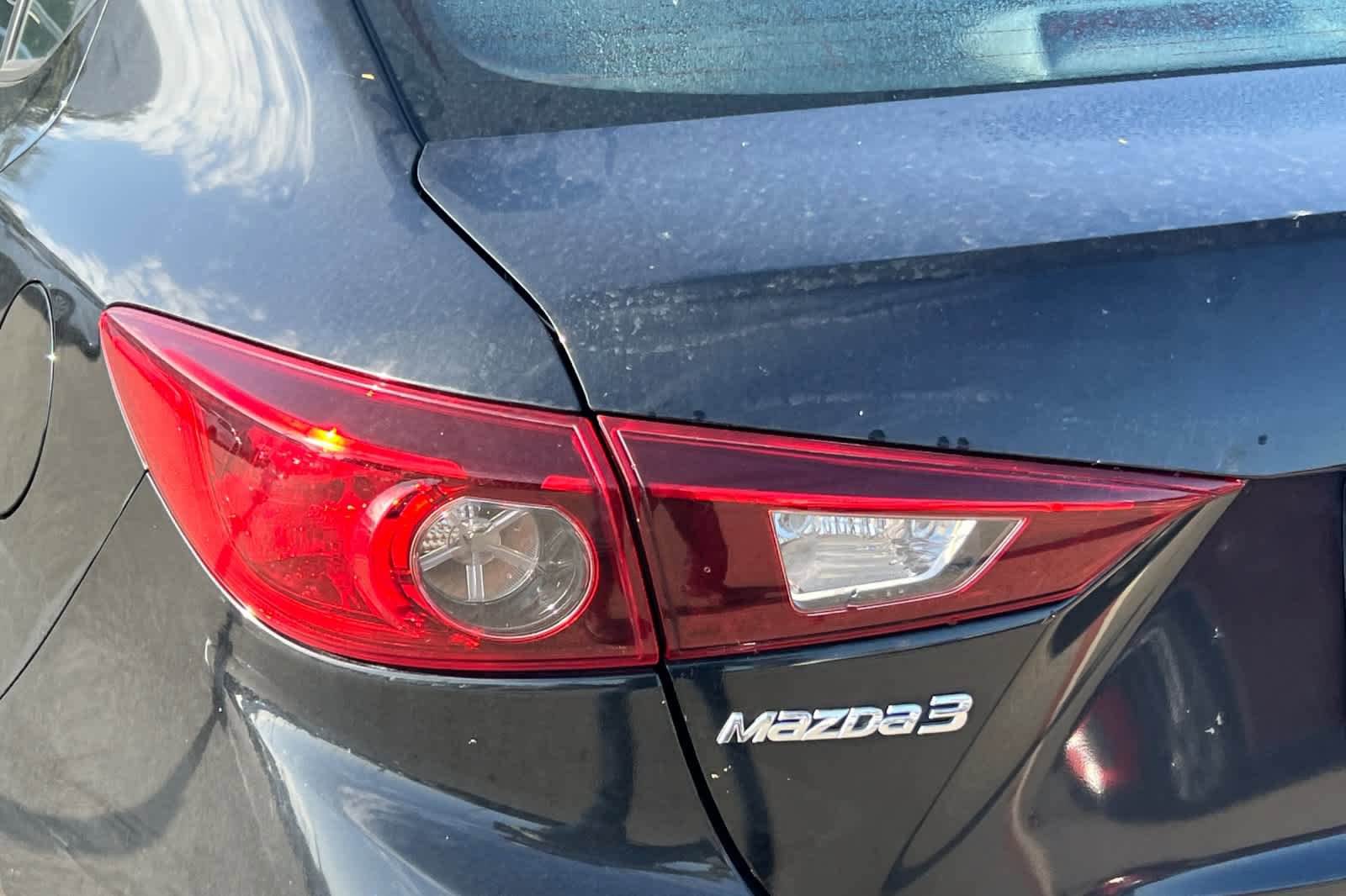 Used 2016 MAZDA MAZDA3 i Sport FWD image 20