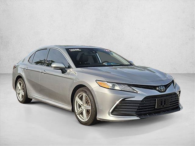 Used 2023 Toyota Camry XLE w/ Cold Weather Package AWD/4WD image 3