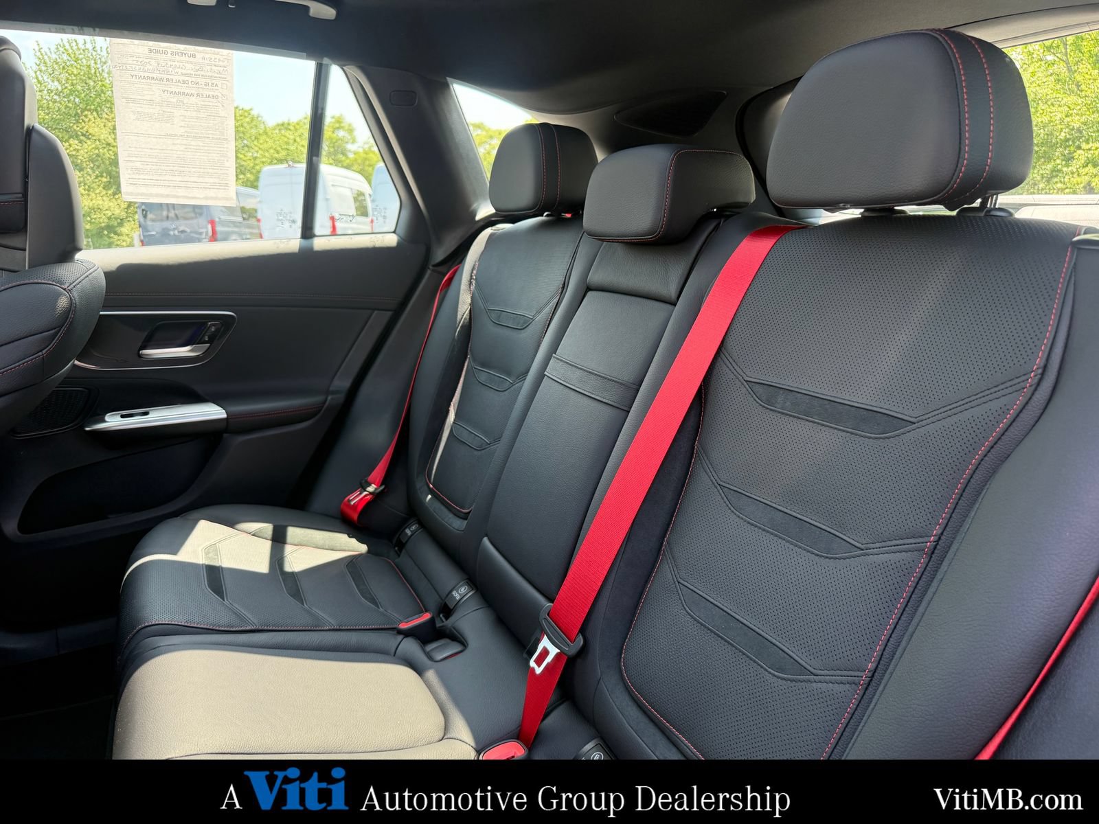 Certified 2025 Mercedes-Benz GLC 43 AMG 4MATIC image 22