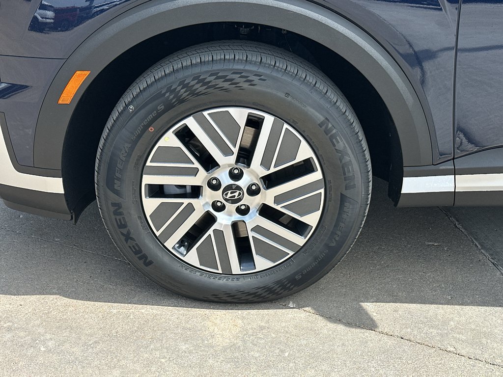 New 2026 Hyundai Palisade FWD Hybrid image 3