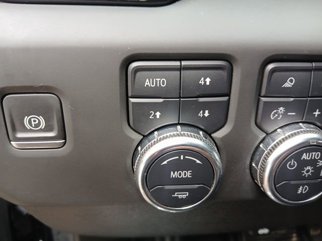 Used 2024 GMC Sierra 2500 AT4 w/ AT4 Premium Plus Package image 53