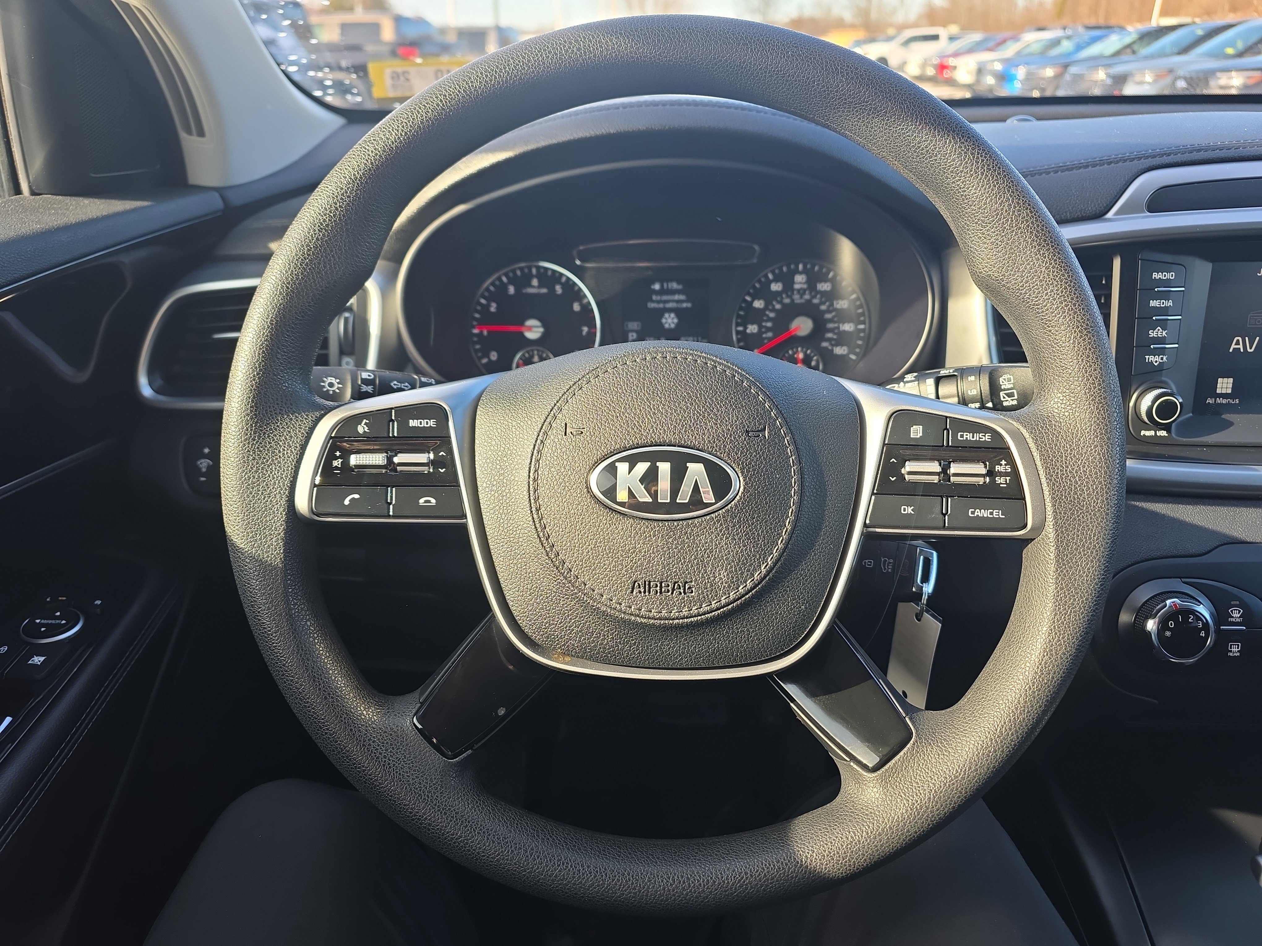 Used 2019 Kia Sorento LX image 30
