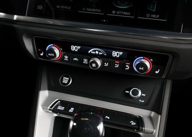 New 2025 Audi Q3 2.0T Premium image 15