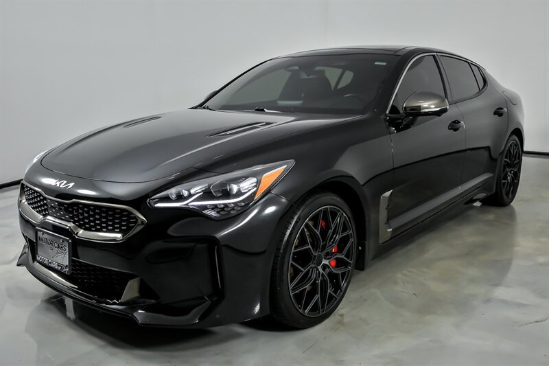 Used 2022 Kia Stinger GT2 AWD/4WD image 6