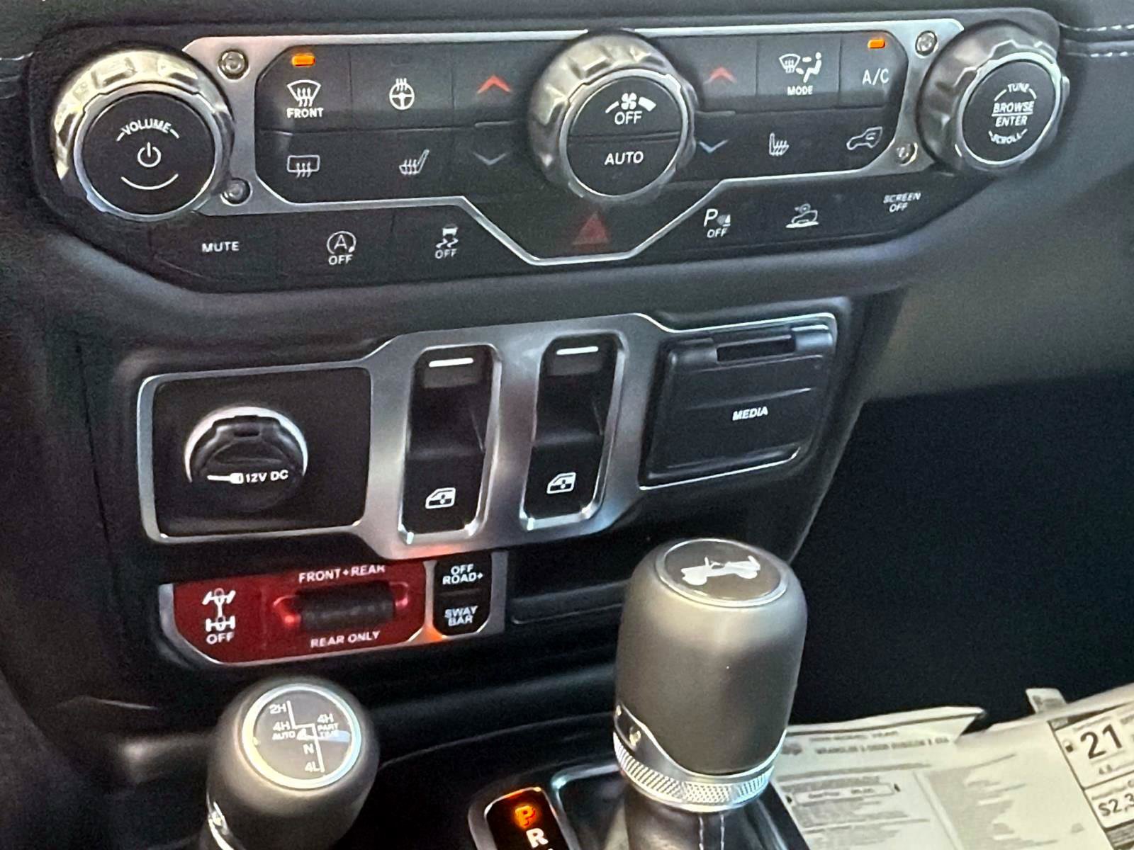 New 2026 Jeep Wrangler Rubicon AWD/4WD image 15