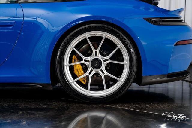 Used 2025 Porsche 911 GT3 RWD image 15