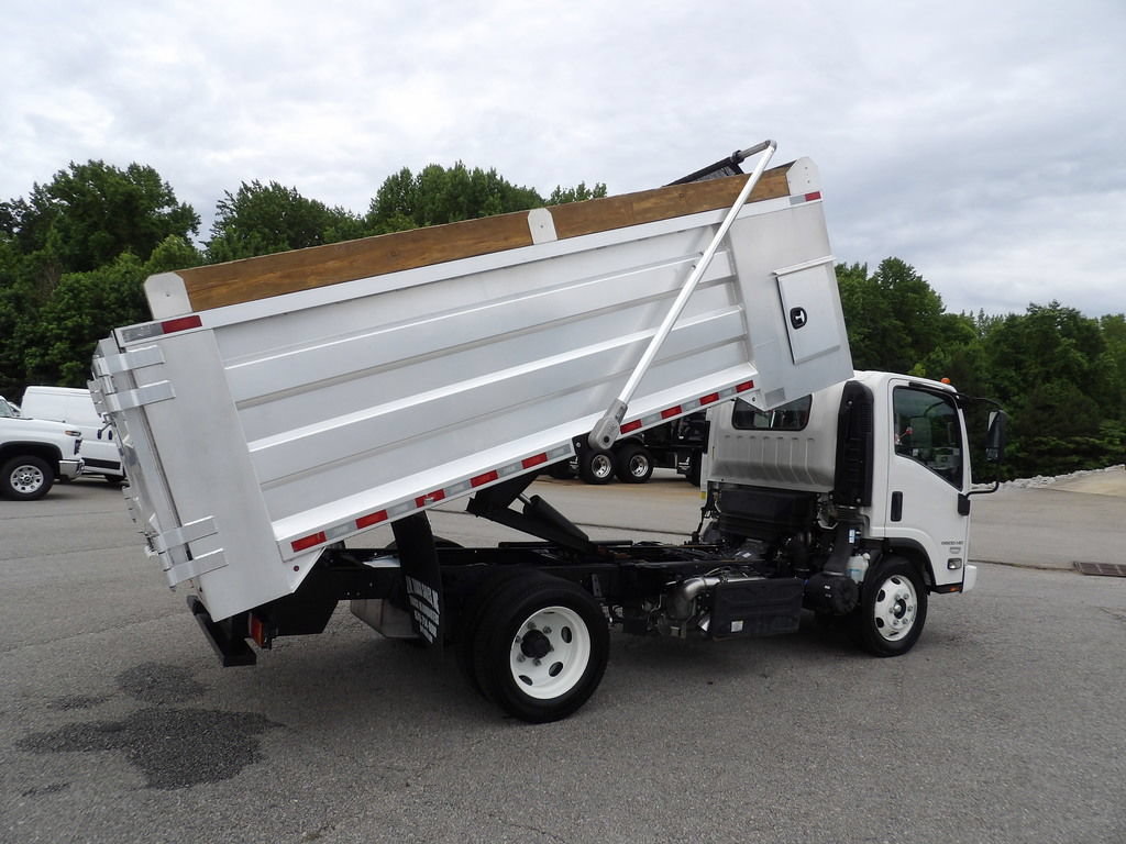 Used 2024 Chevrolet Low Cab Forward 5500HD RWD image 8