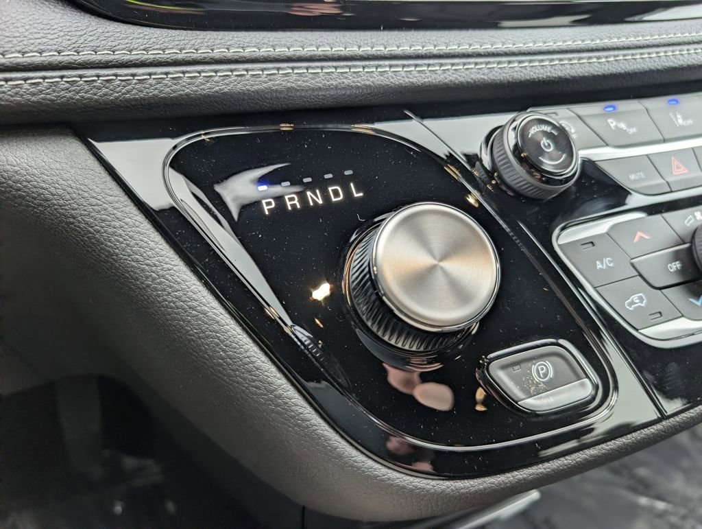 New 2026 Chrysler Pacifica Select w/ S Appearance Package image 21