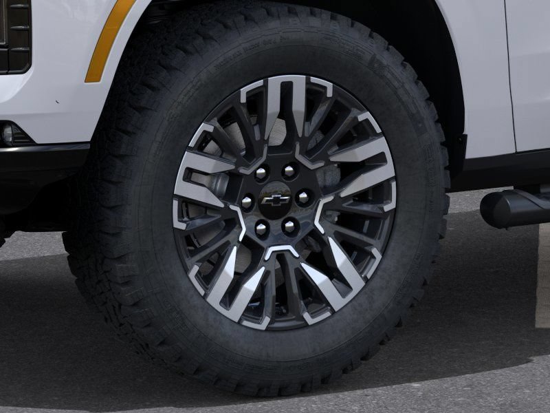 New 2026 Chevrolet Tahoe Z71 w/ Sun And Tow Package AWD/4WD image 9