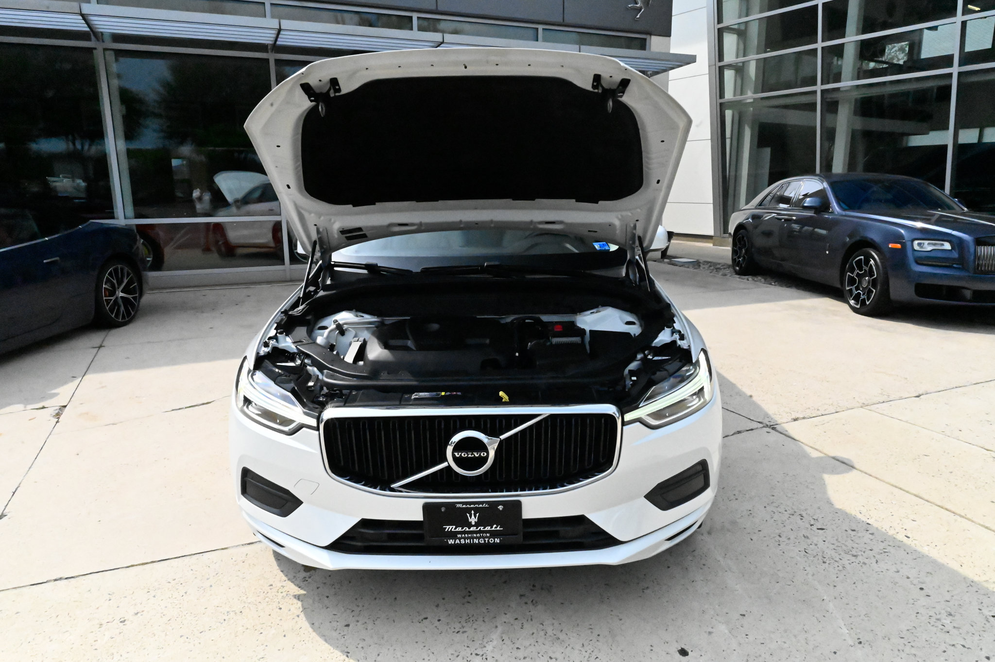 Used 2019 Volvo XC60 T5 Momentum w/ Multimedia Package AWD/4WD image 63