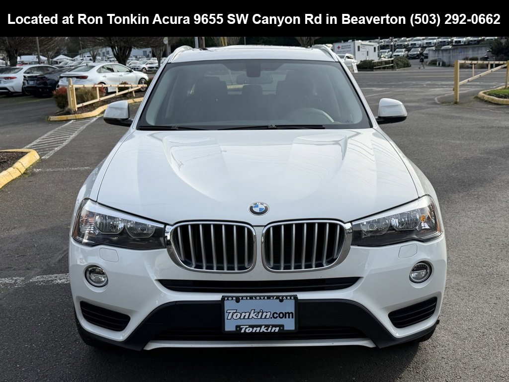 Used 2017 BMW X3 xDrive28i image 3