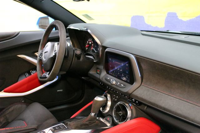 Used 2023 Chevrolet Camaro ZL1 RWD image 10