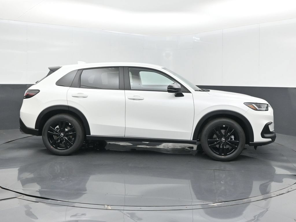 New 2027 Honda HR-V Sport image 5