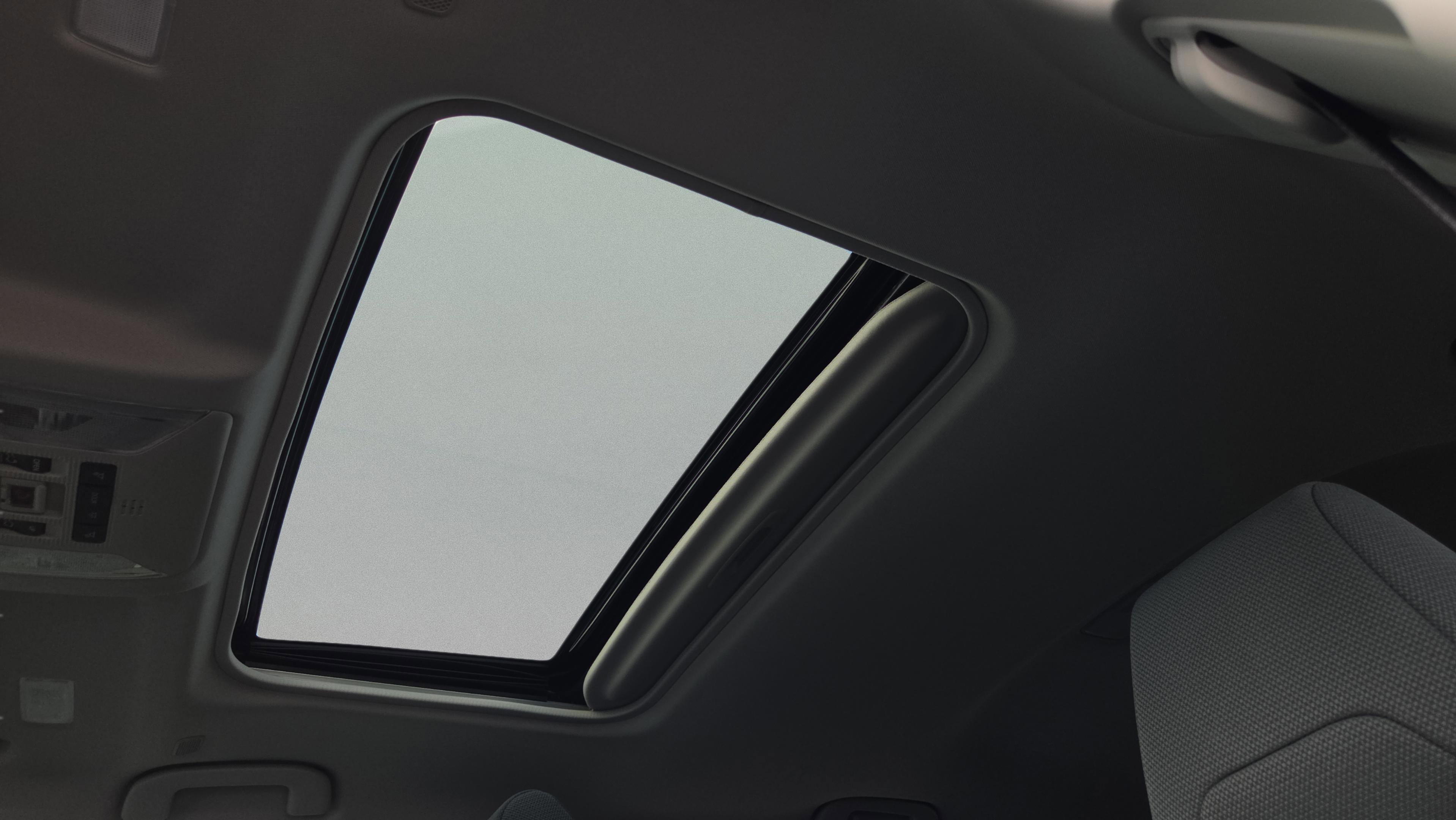 Certified 2025 Toyota RAV4 XLE w/ Convenience Package FWD image 17