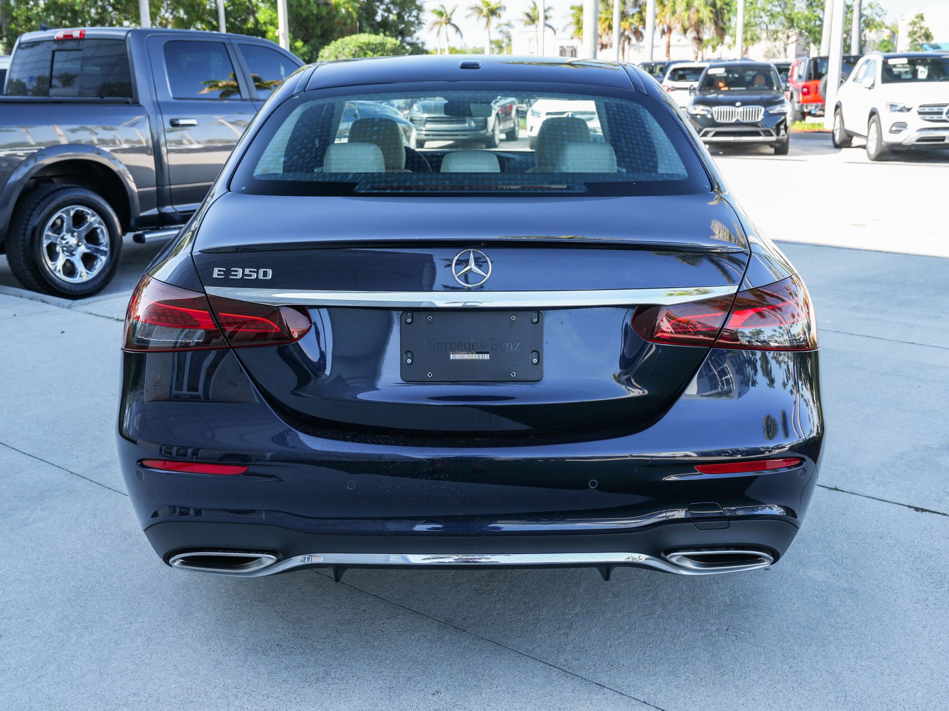 Used 2023 Mercedes-Benz E 350 Sedan image 8