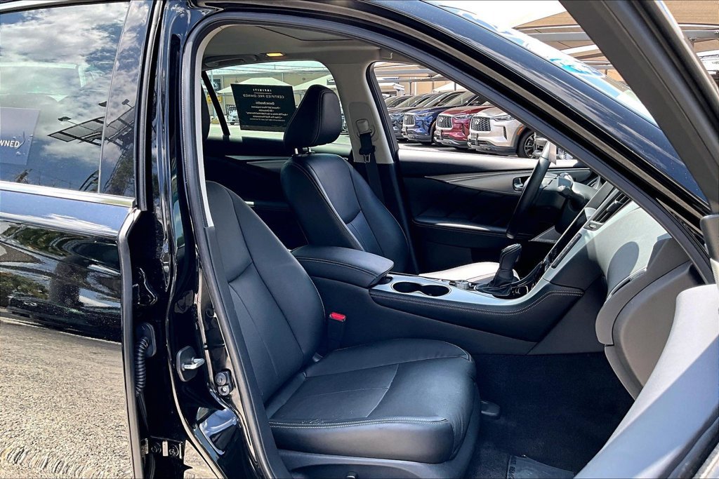 Used 2023 INFINITI Q50 Luxe w/ Cargo Package RWD image 9
