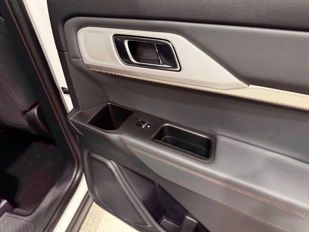New 2026 Ford Explorer Active image 27