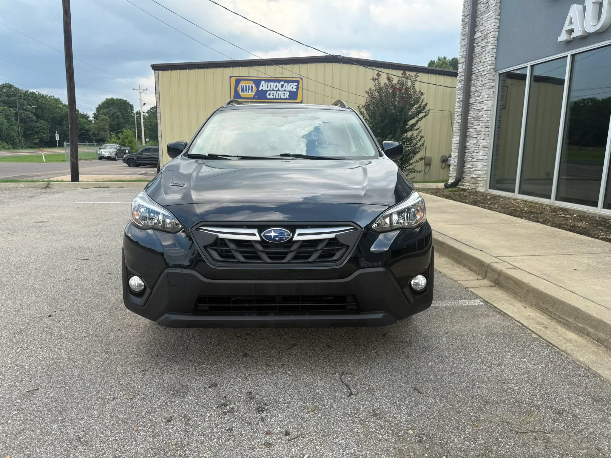 Used 2023 Subaru Crosstrek 2.0i Premium AWD/4WD image 3