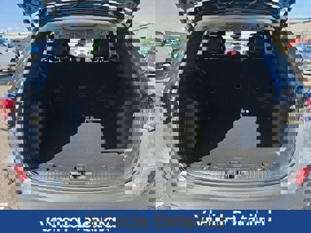 Used 2022 Ford Escape Titanium w/ Class II Trailer Tow Package image 15