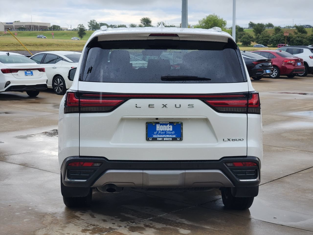 Used 2023 Lexus LX 600 4WD w/ Luxury Package image 6