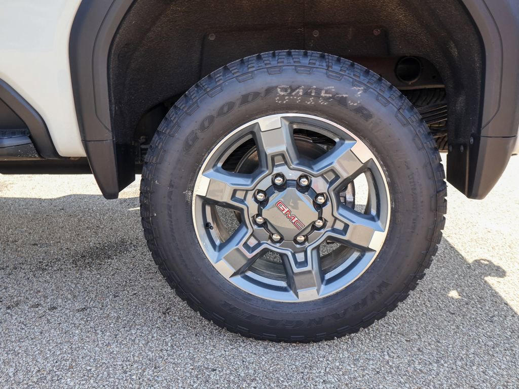 New 2026 GMC Sierra 2500 SLE w/ SLE Value Package; image 30