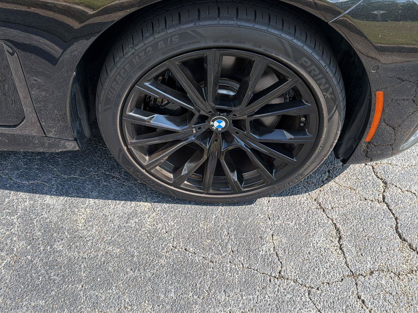 Used 2022 BMW 750i xDrive w/ Executive Package AWD/4WD image 40