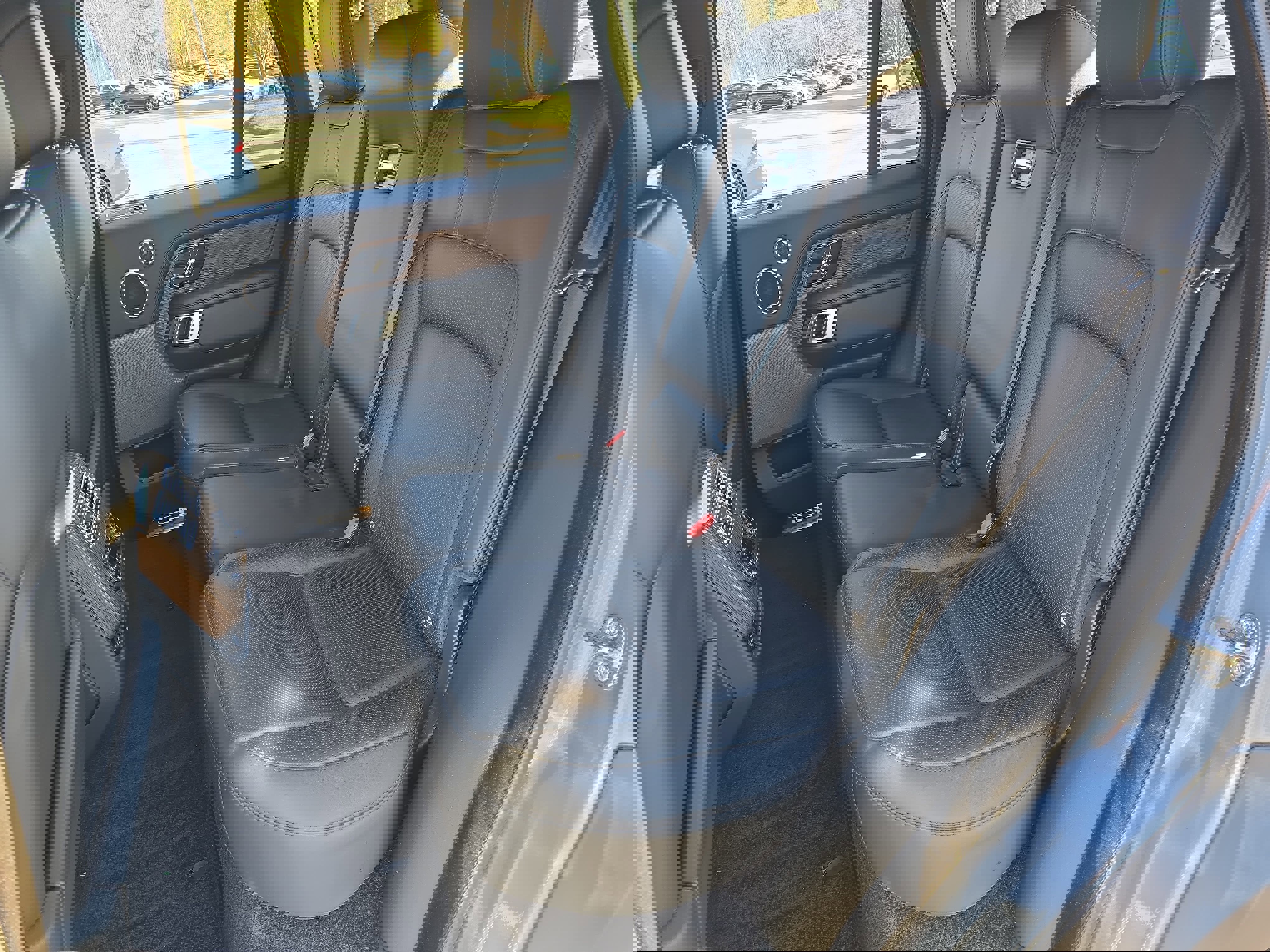 Used 2019 Land Rover Range Rover HSE image 15