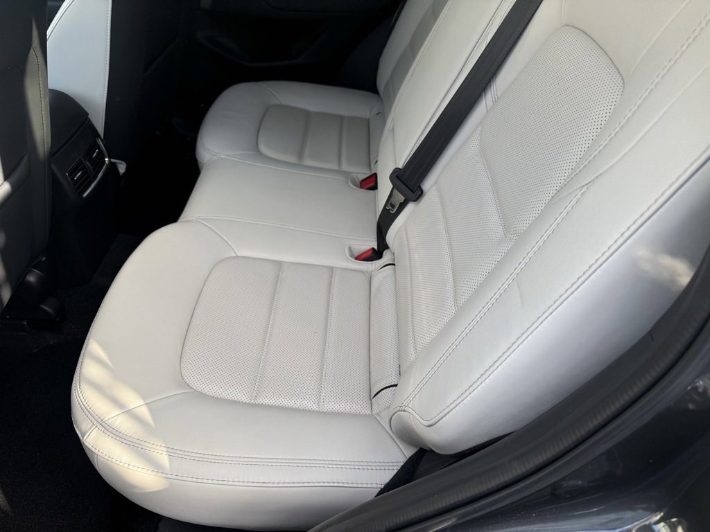 Used 2022 MAZDA CX-5 AWD 2.5 S w/ Preferred Package image 4