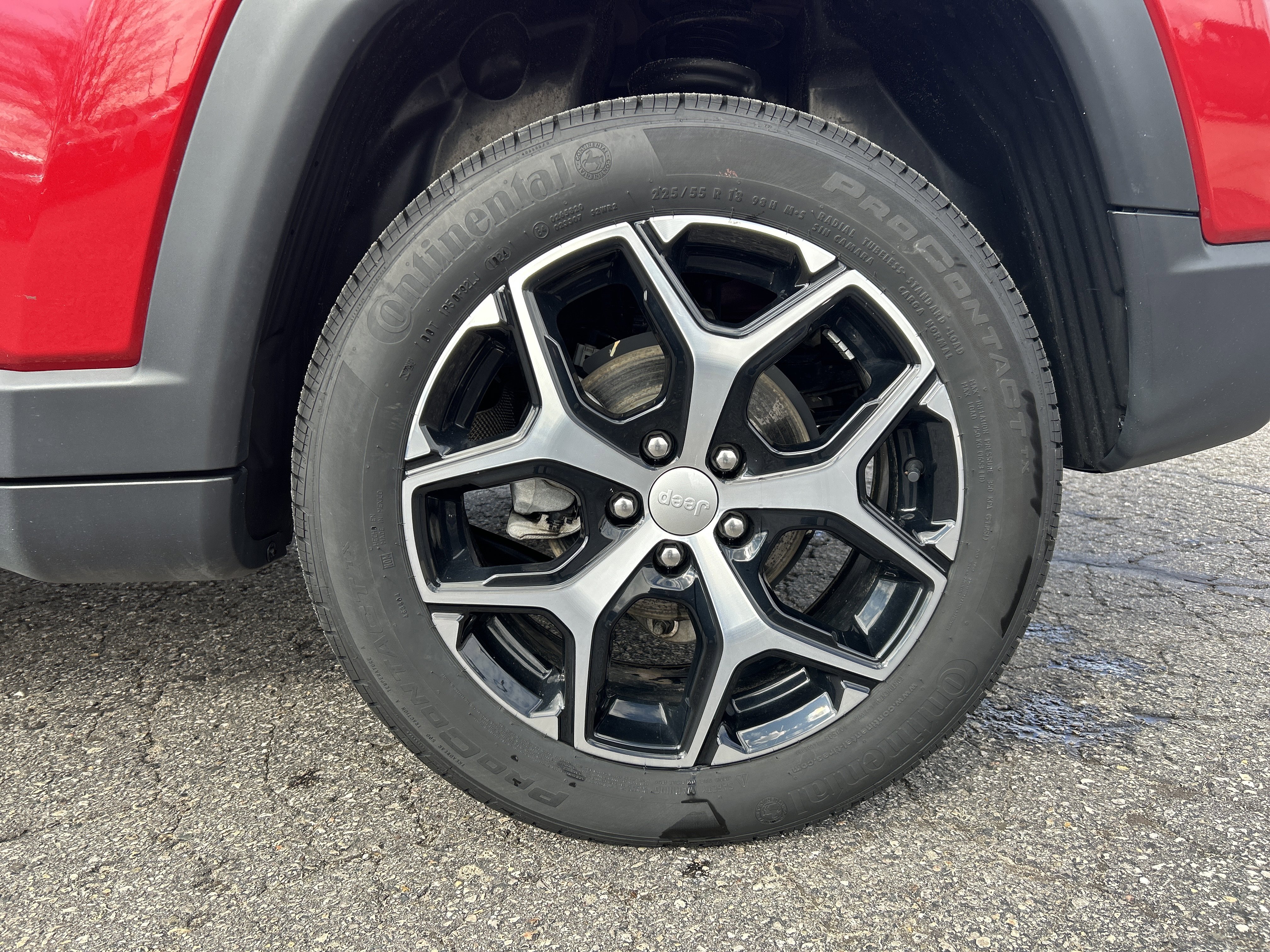 Used 2024 Jeep Compass Limited image 23