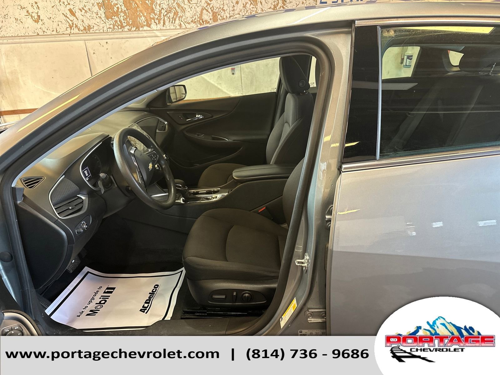 Used 2024 Chevrolet Malibu LT FWD image 10