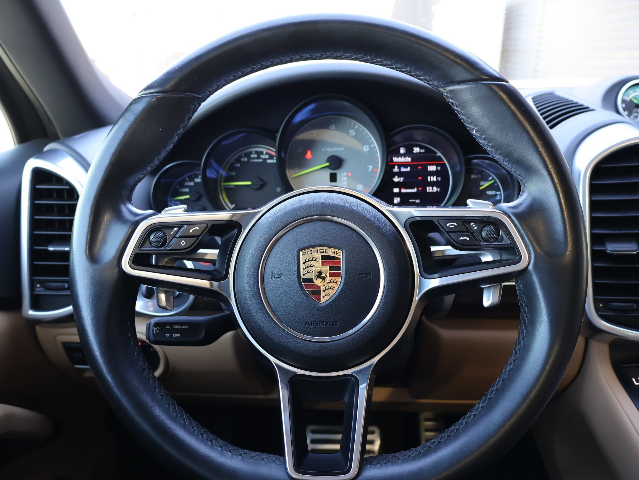 Used 2016 Porsche Cayenne S AWD/4WD image 16