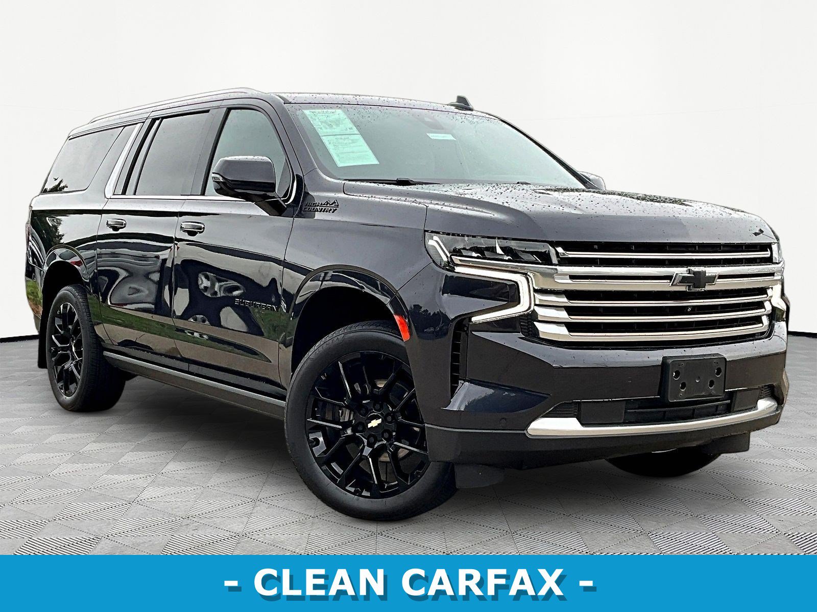 Used 2022 Chevrolet Suburban High Country AWD/4WD image 3